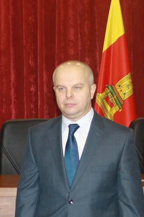 Олег Нефедов